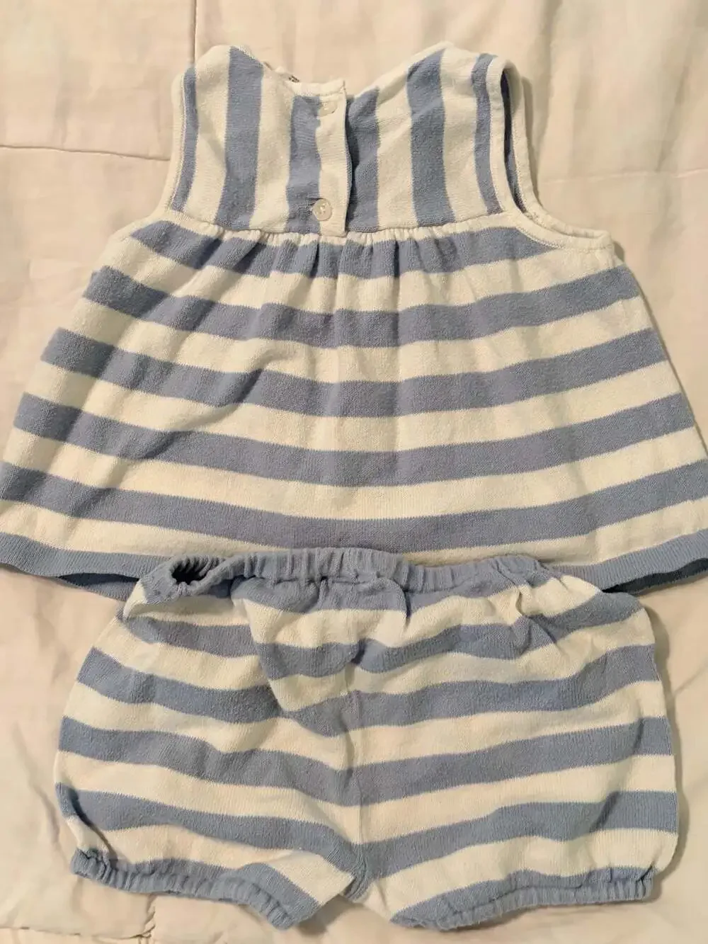 GAP baby piece